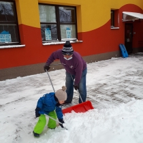 Zimní týden na školní zahradě