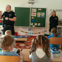 7d630950-b070-40b9-9687-7f8af21f7d18