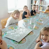 7e916398-40c4-4463-a4b9-543ec1dc82e6