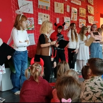 24563191-a608-42b5-b5d5-35d65cf7ab8b