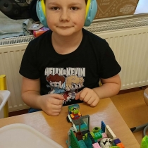 0c805b77-033a-4ad7-8d0a-de502566ac22