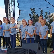 5.9.6 Vystoupení dětí z 1.a 2.třídy na HLUČÍNSKÉM KRMÁŠI